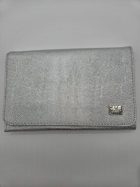 IT Brushes For Ulta Metallic Silver Makeup Brush Case Tri Fold NWOT